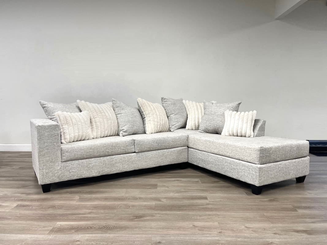 410 CREAM SECTIONAL  | image 1