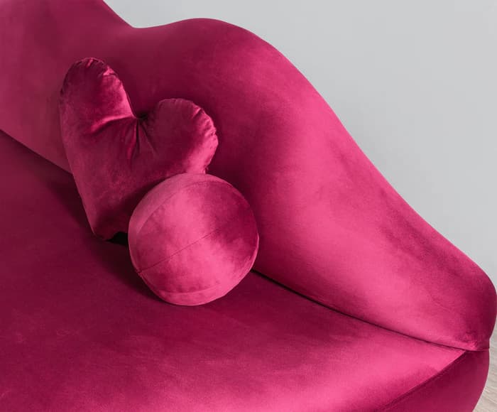 Lips Maroon Velvet Loveseat 81"  | image 5