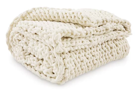 Ashley 1001060 Chaddon  | image 2