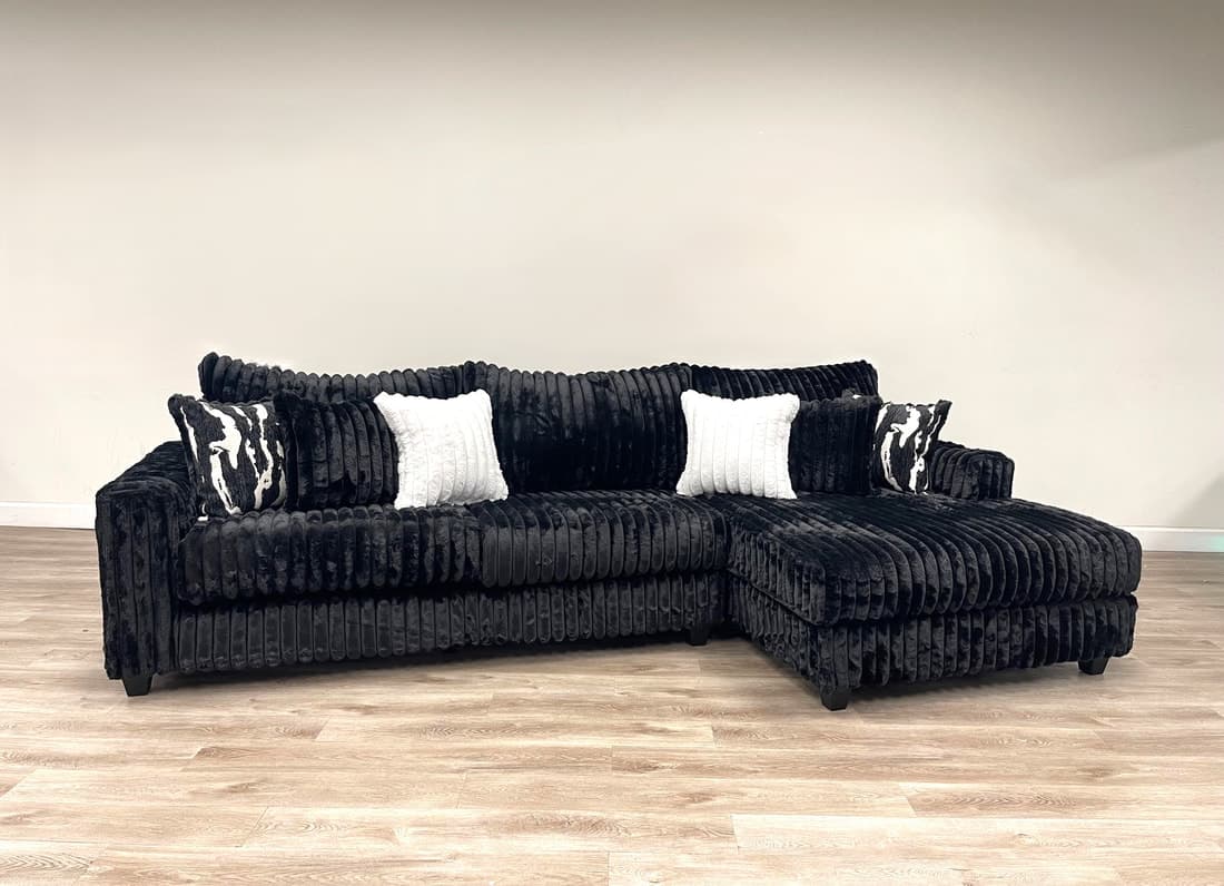 9500 - SECTIONAL | image 2