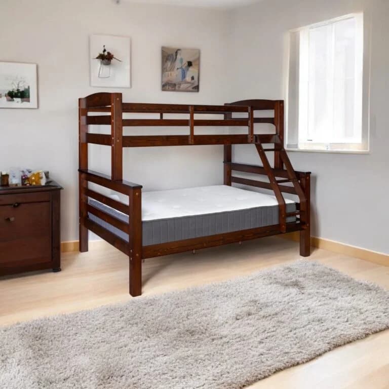 Bunkbed Twin/Full | image 1