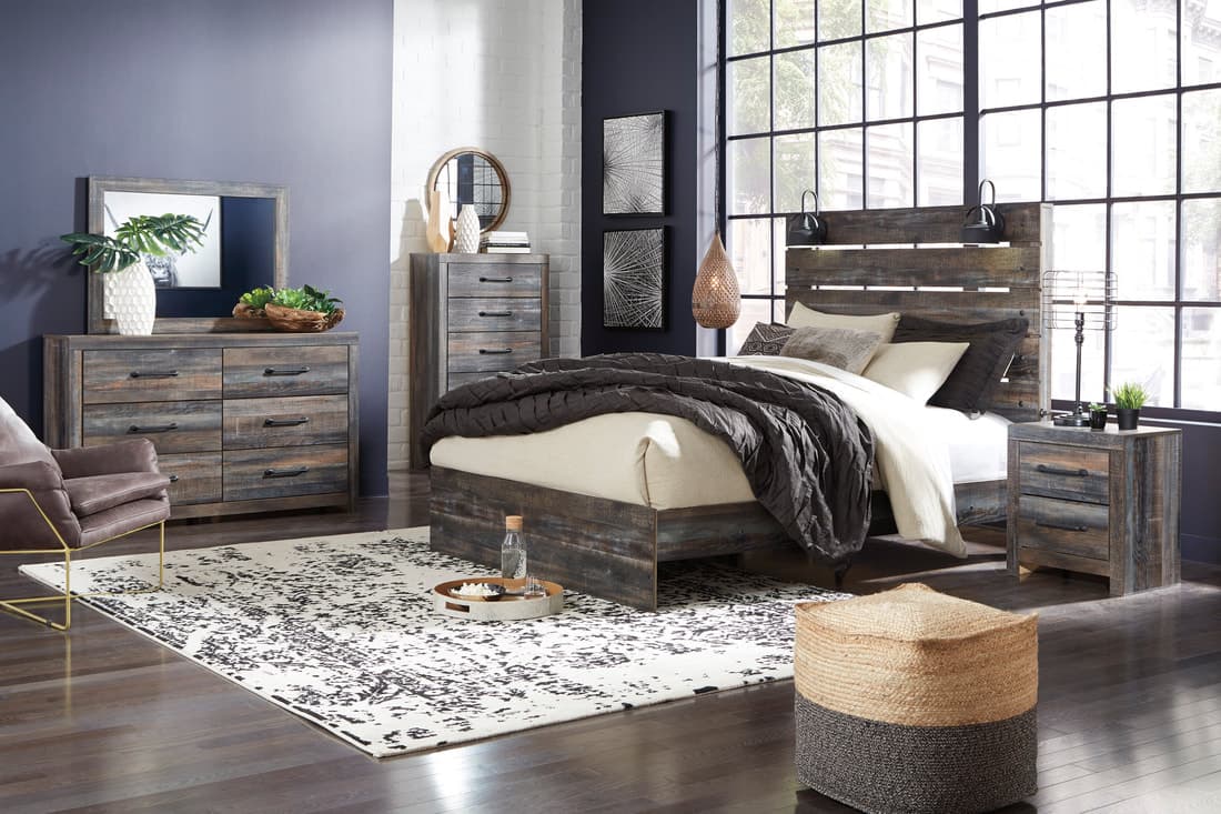Ashley B211 - 4pc or 5pc Bedroom Set | image 1